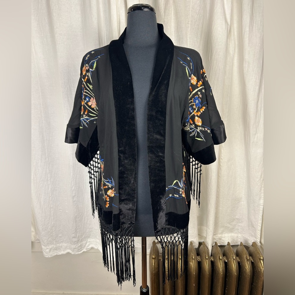 Vintage Floral Embroidered Kimono
